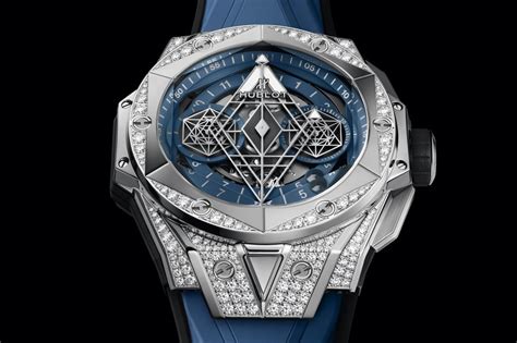 HUBLOT Big Bang Sang Bleu II Titanium Blue Pavé.